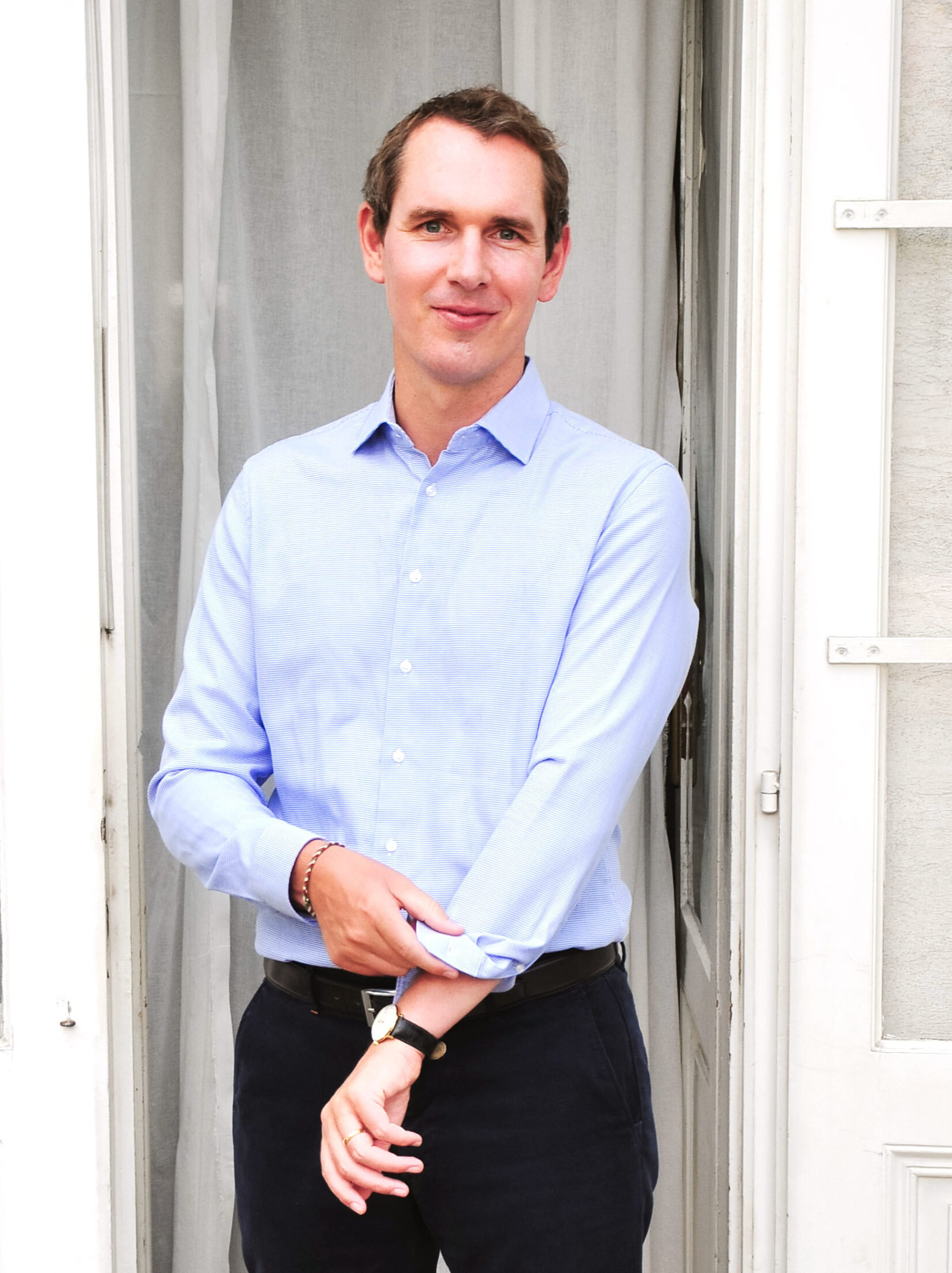 Andreas Ambros-Lechner arbeitet an der Nahtstelle von Bildung, Politik und Wirtschaft – mit frischem Blick, Umsetzungskraft und Begeisterung für die Sache.